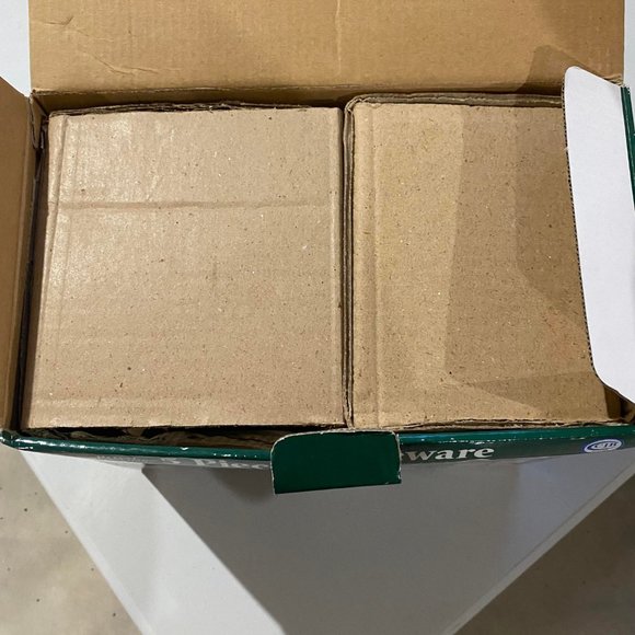 5 Piece Table Accessory Christmas Set - Picture 3 of 3